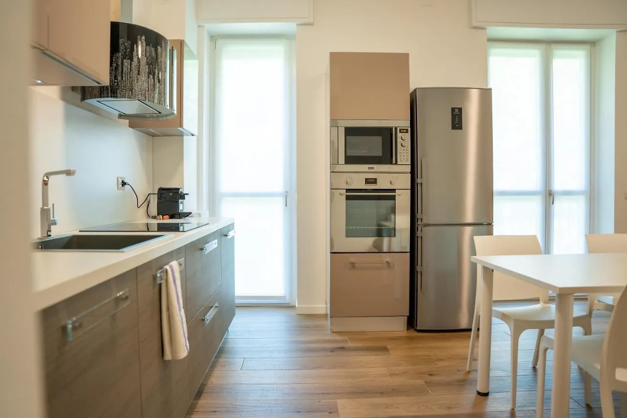 15Min Metro Duomo - Rho Fiera - Skyscraper Kitchen Apartment Milan Italy
