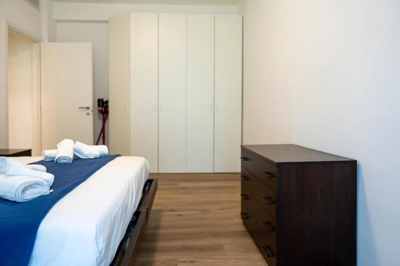 Appartamento 15Min Metro Duomo - Rho Fiera - Skyscraper Kitchen Milano