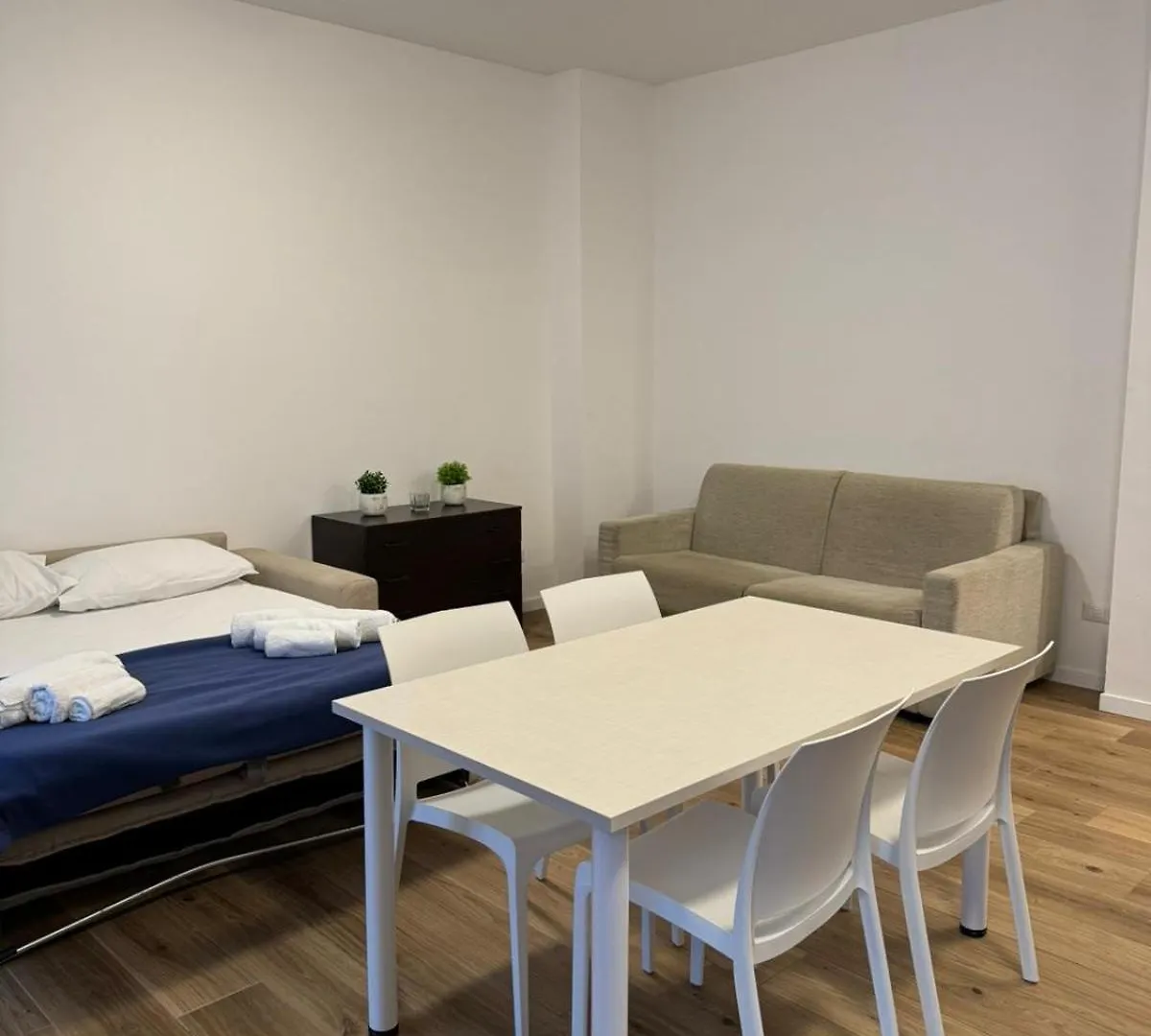 Appartamento 15Min Metro Duomo - Rho Fiera - Skyscraper Kitchen Milano Italia